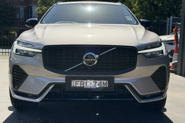 2025 Volvo XC60 UZ Plus T8 Plug-in Hybrid SUV Image 3