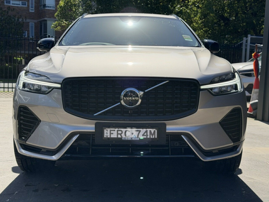 2025 Volvo XC60 UZ Plus T8 Plug-in Hybrid SUV Image 3