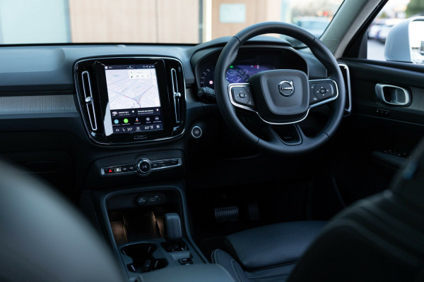 2025 MY26 Volvo XC40 XZ Plus B4 SUV Image 12