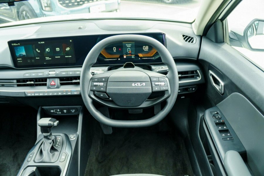 2025 Kia K4 CL4m Sport Sedan Image 10