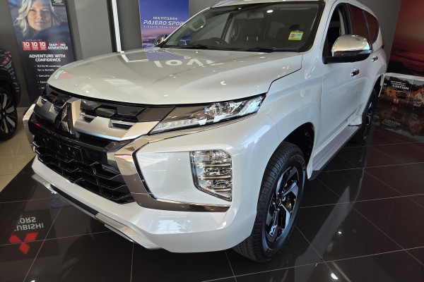 2025 Mitsubishi Pajero Sport QG GLS SUV Image 2