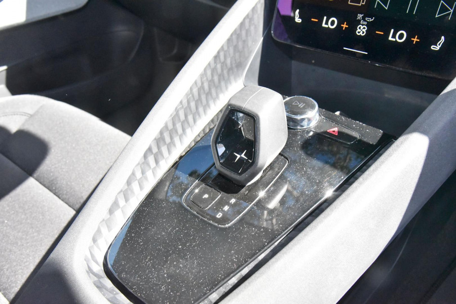2021 MY22 Polestar 2 534 Long range Dual motor Hatch Image 12