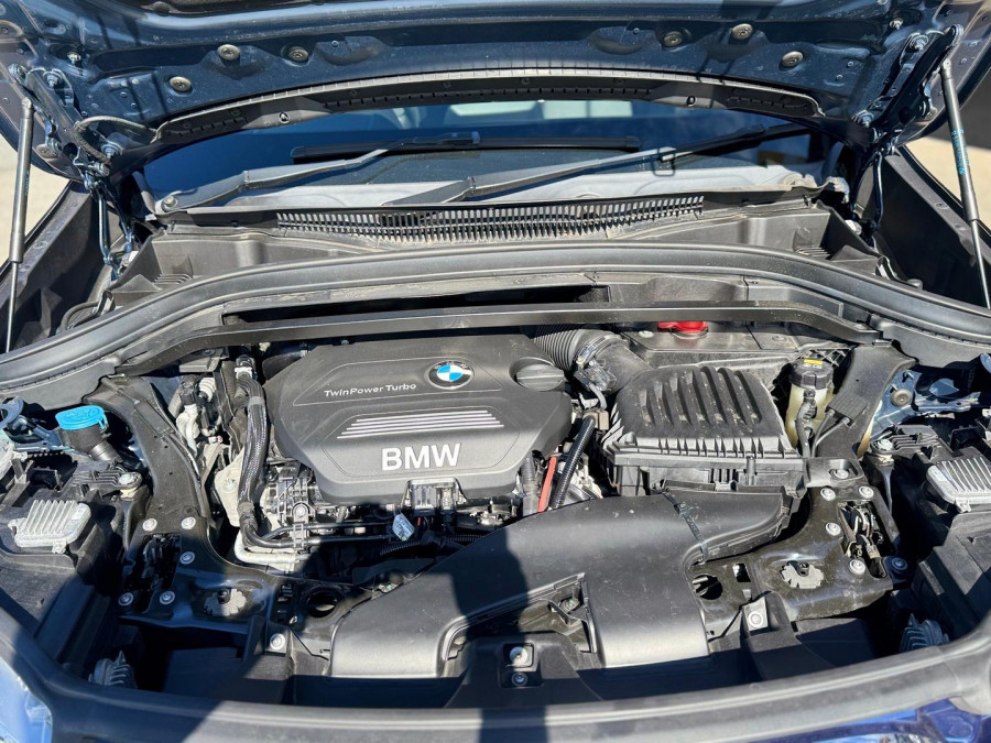 2017 BMW X1 F48 sDrive20i SUV Image 20