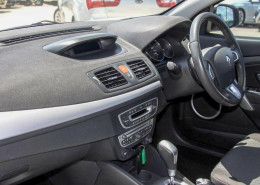 2010 Renault Fluence X38 Dynamique Sedan