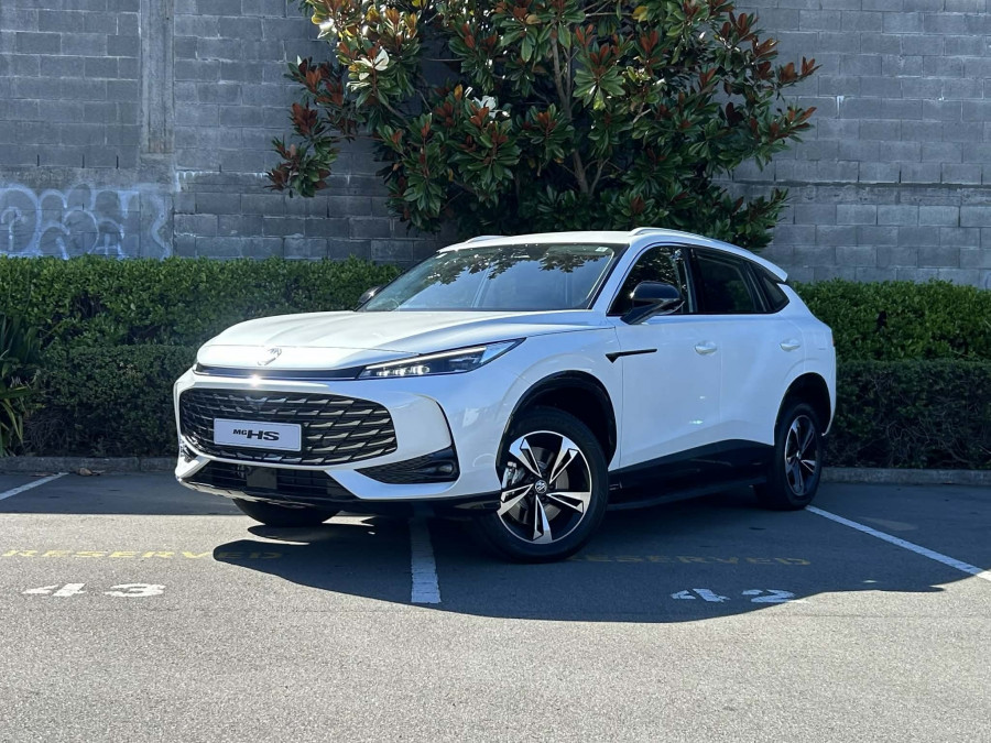 2026 MG HS Super Hybrid Excite SUV Image 6