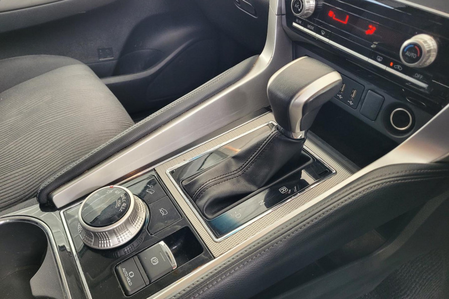 2021 Mitsubishi Pajero Sport QF GLX SUV Image 16