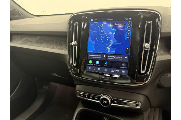 2024 Volvo C40 XK Recharge SUV Image 18