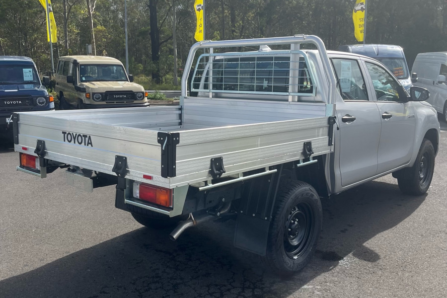 2024 Toyota HiLux GUN125R WorkMate Cab Chassis Image 8