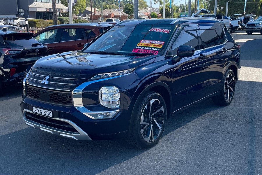 2022 MY23 Mitsubishi Outlander ZM Exceed SUV Image 8