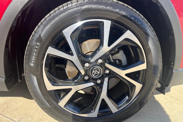 2019 Toyota C-HR NGX10R Koba SUV Image 31