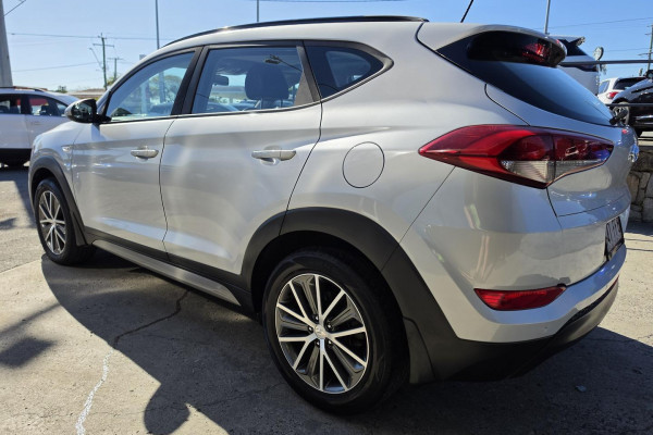 2017 Hyundai Tucson TLe Active X SUV Image 9