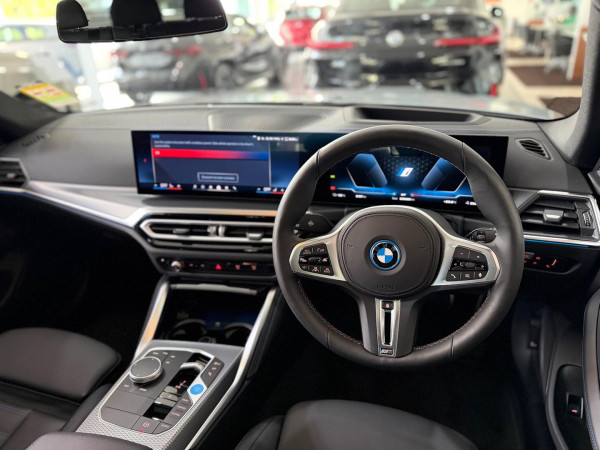 2024 BMW i4 G26 M50 Hatch image 11