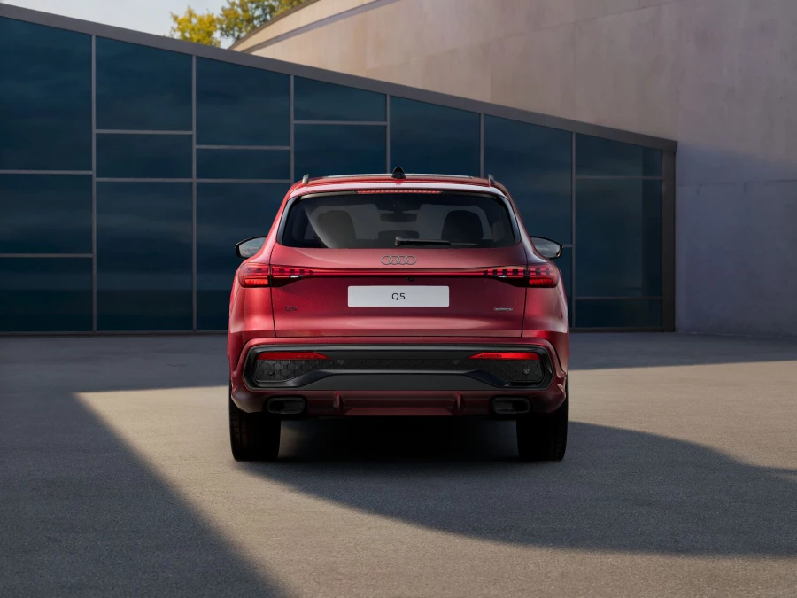 2026 MY25 Audi Q5 GU e-hybrid 270kW SUV Image 4
