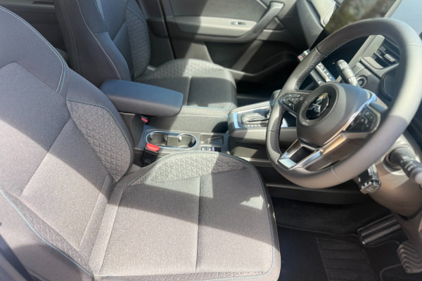 2025 Mitsubishi ASX XE LS SUV Image 8