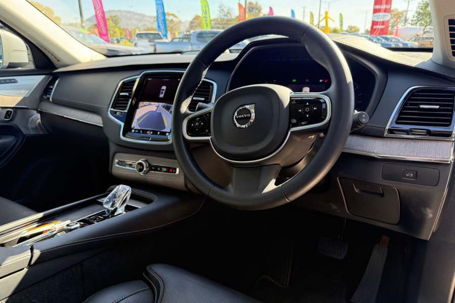 2023 Volvo XC90 Ultimate B6 Bright Wagon Image 12