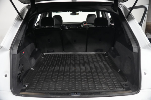 2021 Audi Q7 4M 55 TFSI S line SUV Image 37