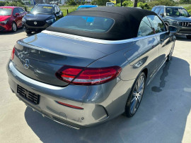 2016 Mercedes-Benz C-Class A205 C200 Convertible image 3