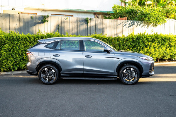 2025 MG HS Excite SUV Image 2