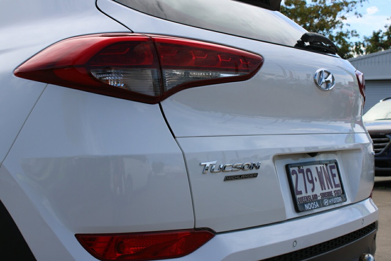 2016 Hyundai Tucson TLe Highlander SUV Image 6