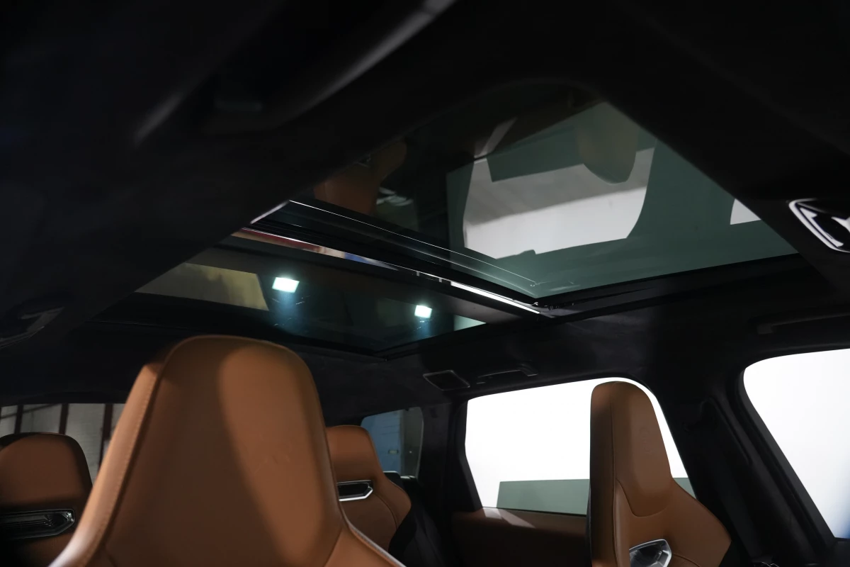 2021 Land Rover Range Rover Sport P575 SVR SUV