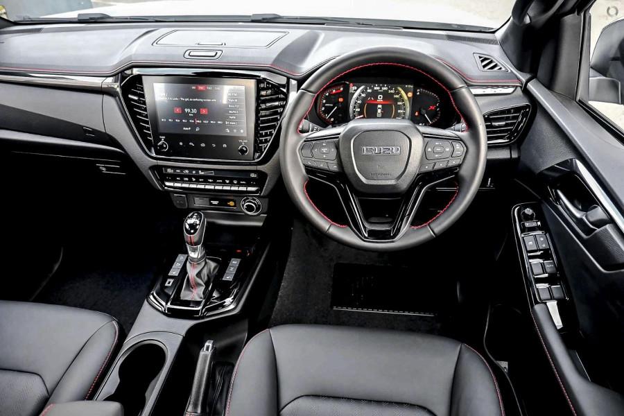 2025 MY24 Isuzu D-MAX RG X-TERRAIN Ute Image 7