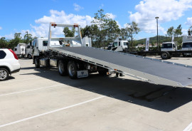 2018 Fuso Fighter 2427 MANUAL TILT TOW TOW + TILT 2427 Tow and tilt