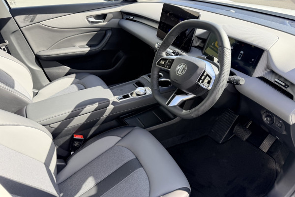 2026 MG MGS5 EV Essence 49 SUV Image 10