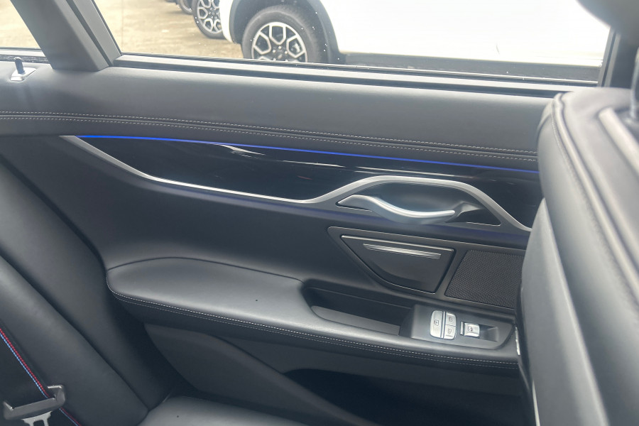 2021 BMW 7 Series G11 LCI Turbo 740i Sedan Image 31