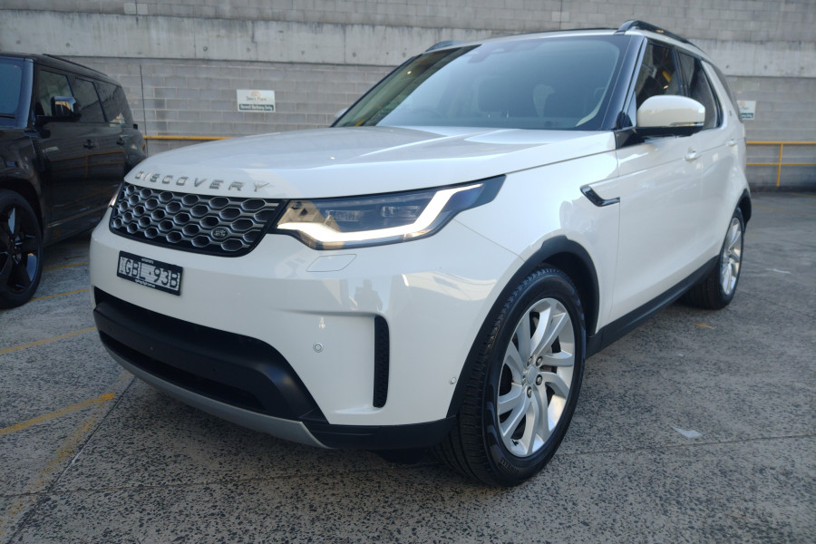 2021 Land Rover Discovery Series 5 D300 SE SUV