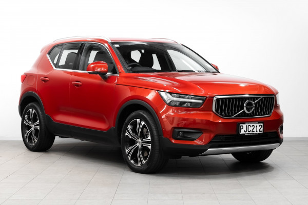 2022 Volvo XC40 XZ T4 Inscription Petrol AWD SUV Image 1