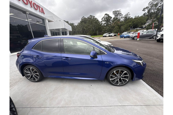2024 Toyota Corolla ZWE219R ZR Hybrid Hatch Image 2