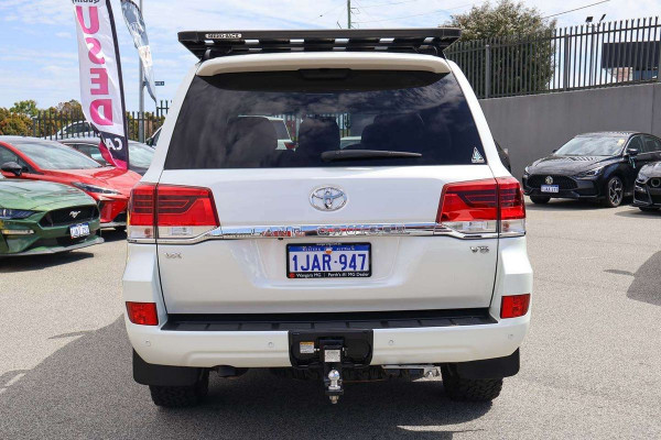 2020 Toyota LandCruiser VDJ200R VX SUV Image 5