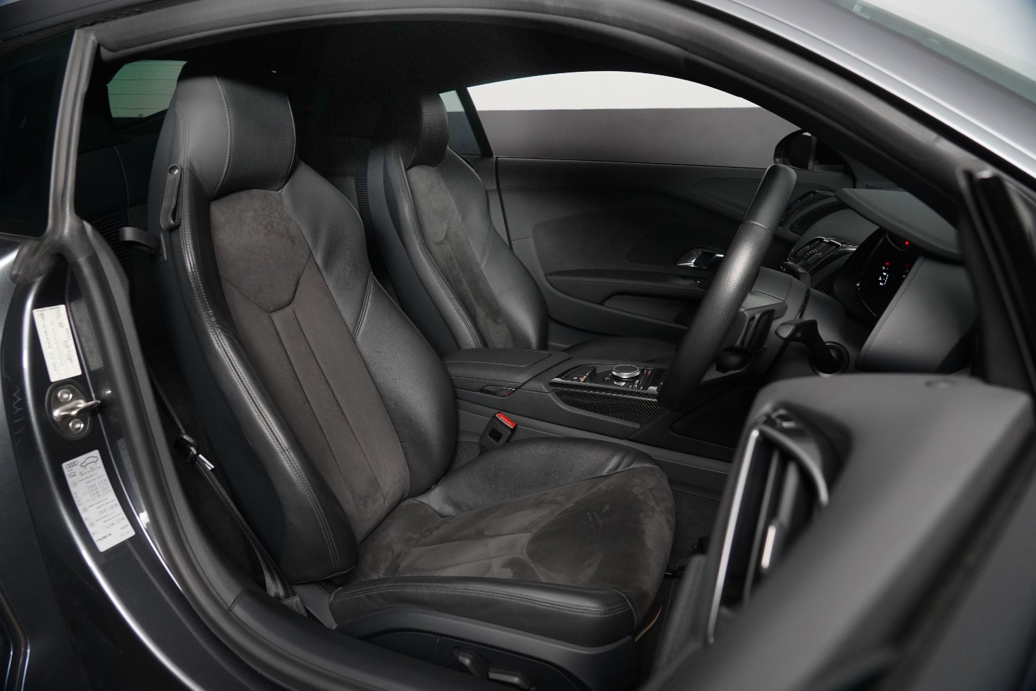 2018 Audi R8 V10 RWS  Coupe Image 34