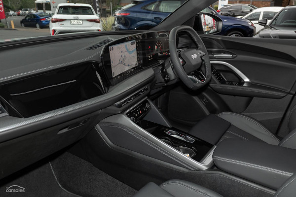 2026 Audi Q5 e-hybrid 270kW SUV image 5