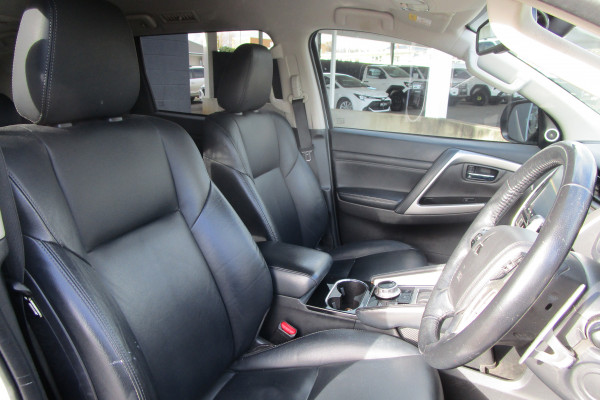 2020 Mitsubishi Pajero Sport QF4E46 Exceed SUV Image 13