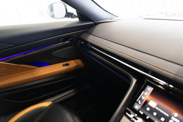 2025 Aston Martin DB12   Coupe Image 13