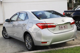 2014 Toyota Corolla ZRE172R SX Sedan