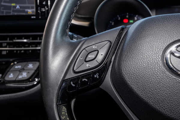 2019 Toyota C-HR NGX10R Koba SUV image 11