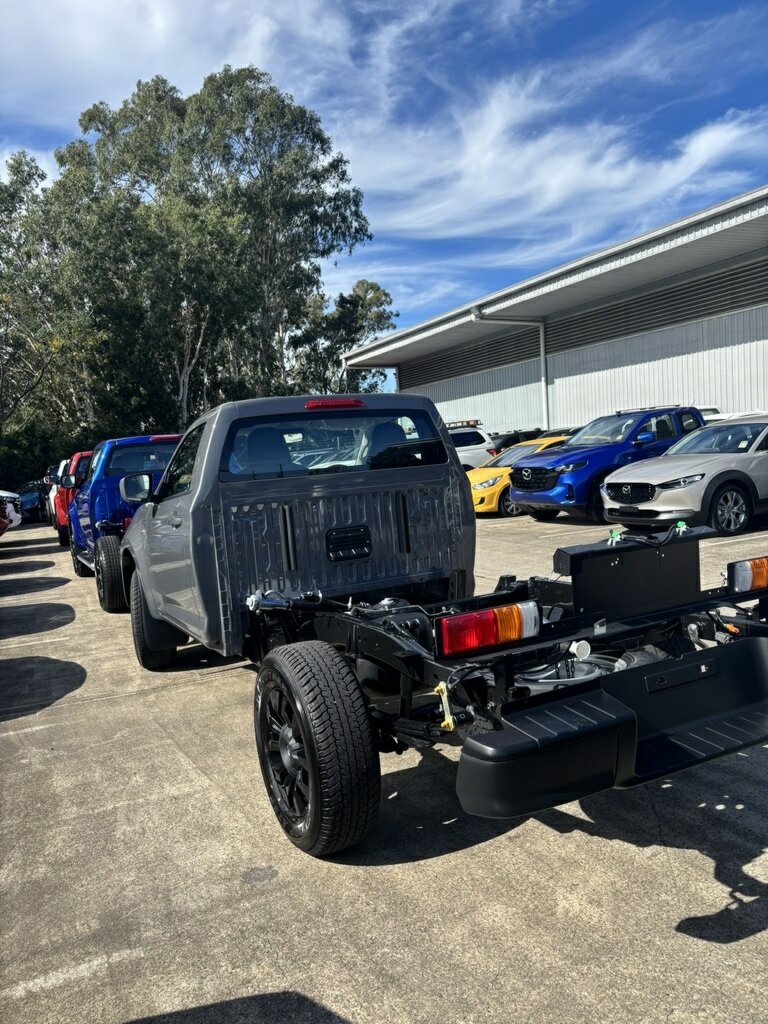 2025 Mazda BT-50 TFR40J XT Cab Chassis Image 4