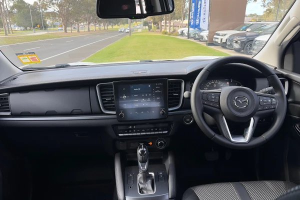 2026 Mazda BT-50 TF XTR Cab Chassis Image 8