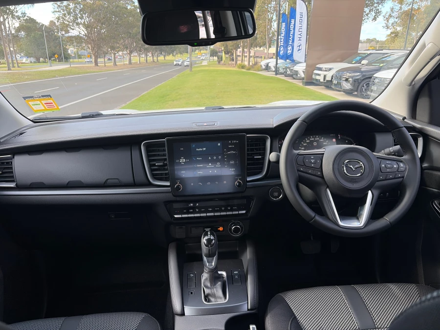 2026 Mazda BT-50 TF XTR Cab Chassis Image 8