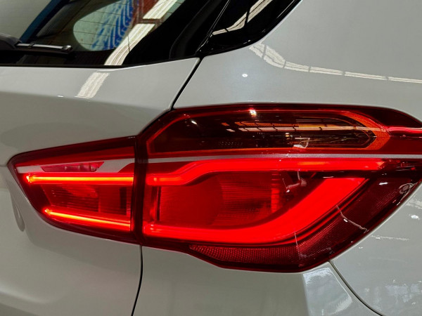 2018 BMW X1 F48 xDrive25i SUV image 8