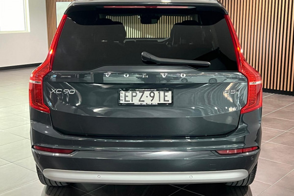 2021 MY22 Volvo XC90 L Series B5 Momentum SUV Image 4