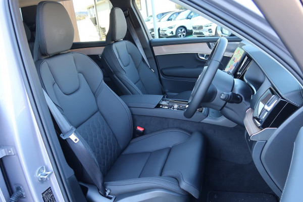 2025 MY26 Volvo XC90 L Series Plus B5 Bright SUV Image 14