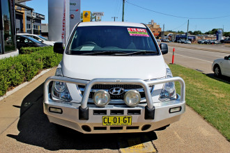 2013 Hyundai Imax TQ-W  Wagon Image 3