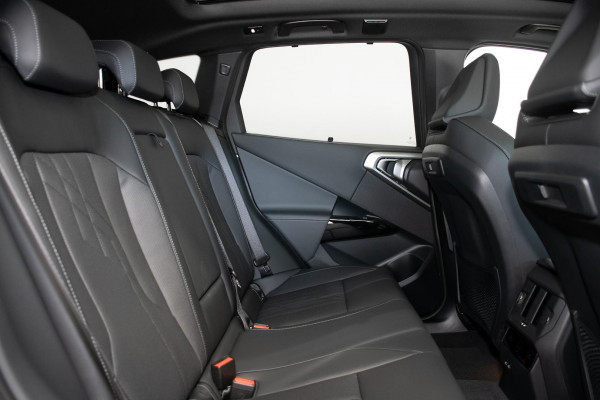 2026 BMW X3 G45 30e xDrive SUV image 10