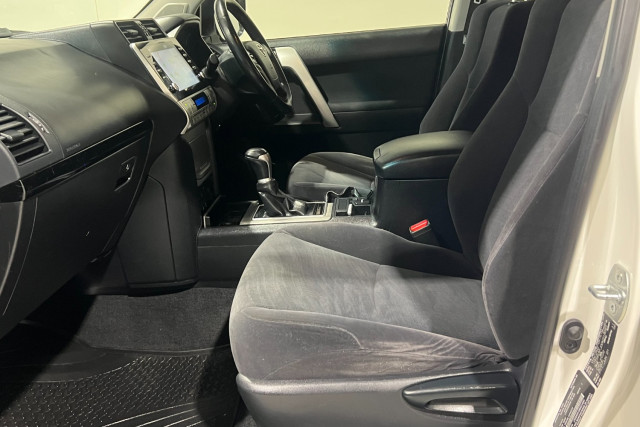 2021 Toyota LandCruiser Prado GDJ150R GXL SUV Image 11