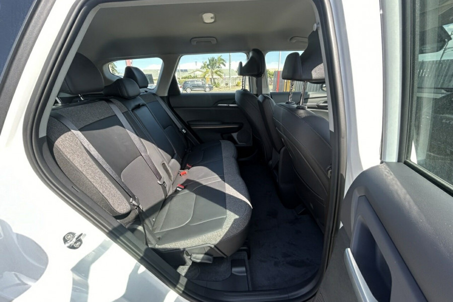 2024 MY25 Kia EV5 OVc Air Long Range SUV Image 18