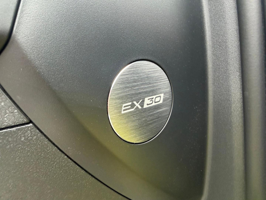 2024 MY25 Volvo EX30  Single Motor Extended Range Plus SUV Image 20