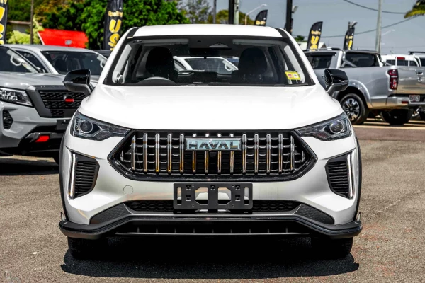 2025 GWM Haval Jolion A02 Premium Hybrid SUV Image 2